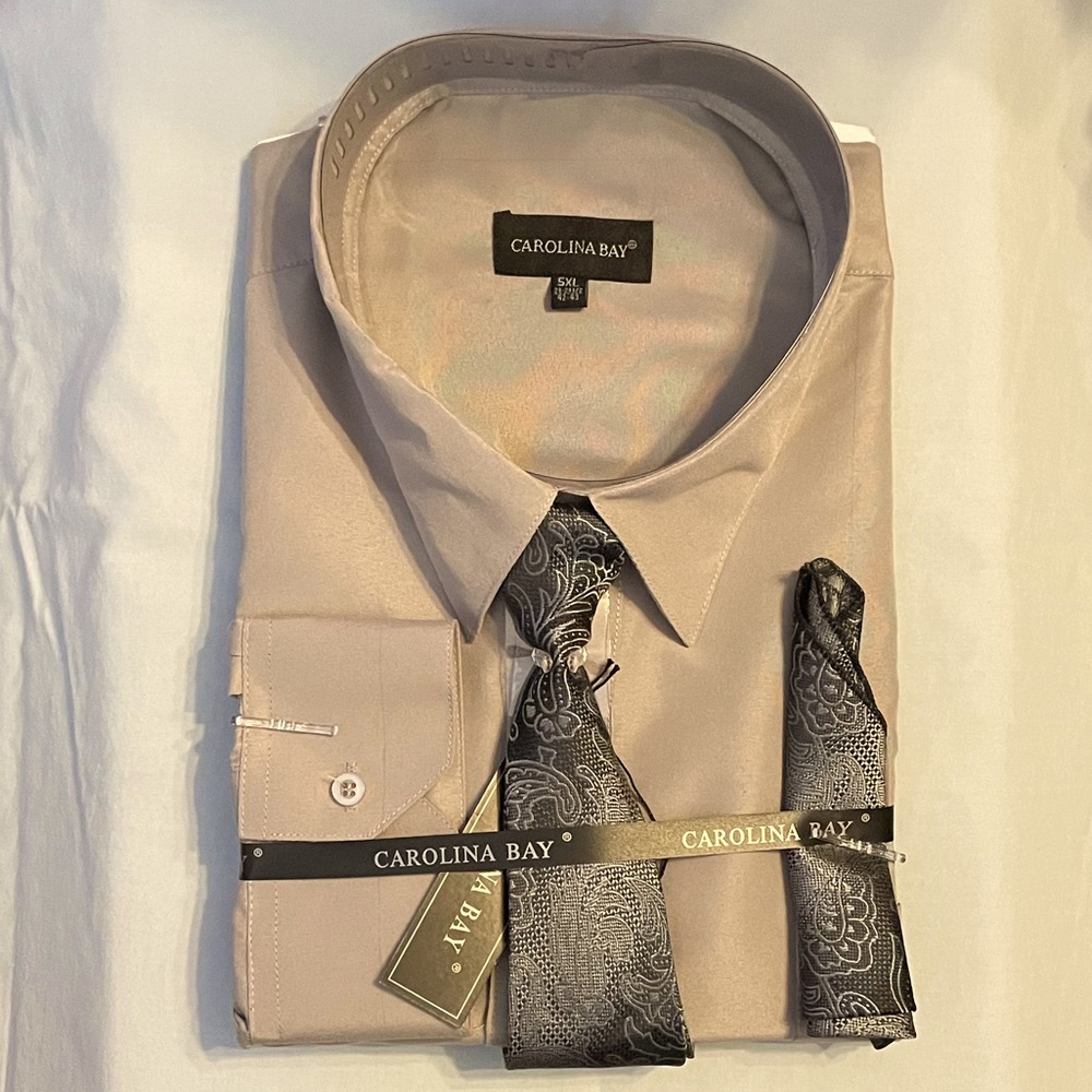 CAROLINA BAY: Shirt, Tie & Handkerchief set. Italian Design Size 5X